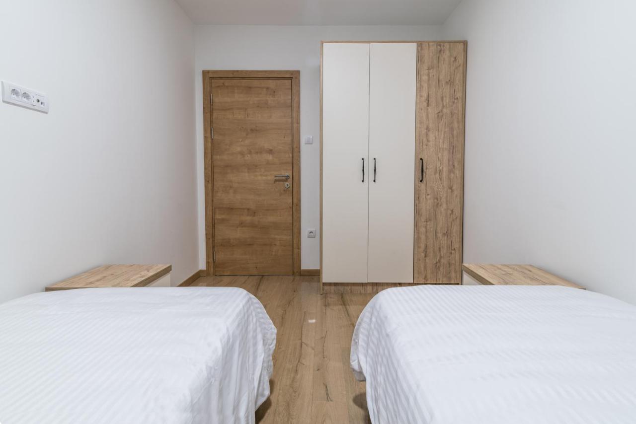 Daisy Resort Újvidék Kültér fotó